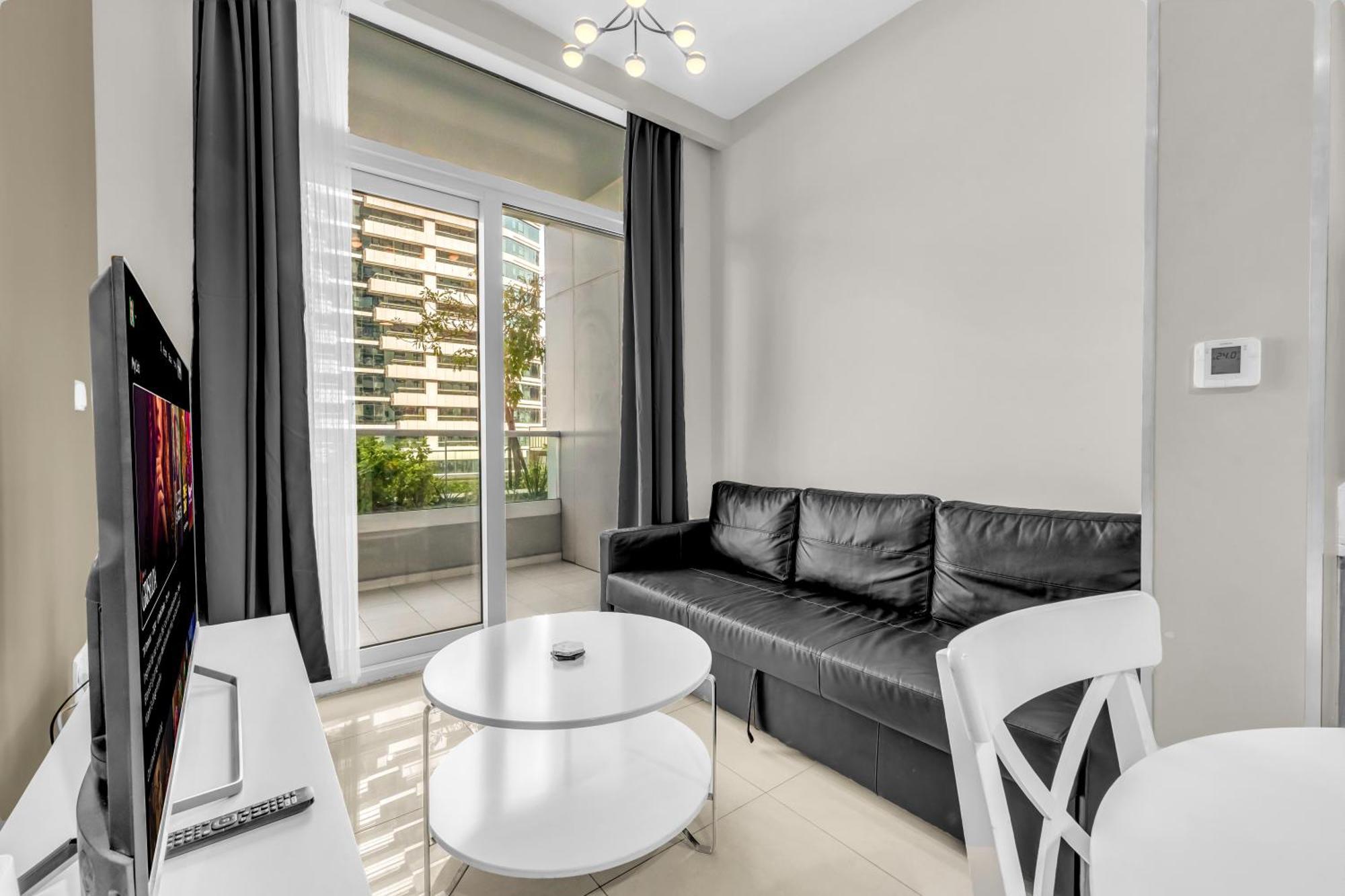 Wonderful Reva Downtown Hotel